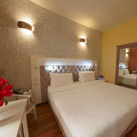 Hotel The Red Bricks Shkodër