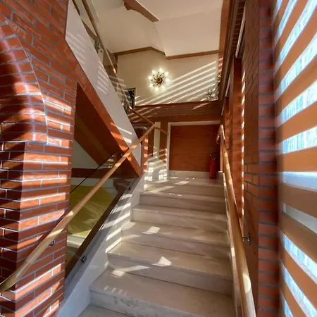 Hotel The Red Bricks Shkodër