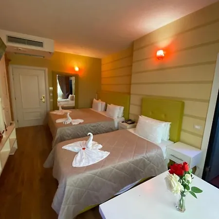 The Red Bricks 4*