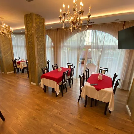 The Red Bricks 4*