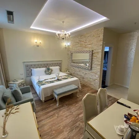 The Red Bricks 4*
