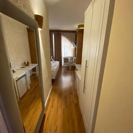 The Red Bricks Ξενοδοχείο Σκόδρα