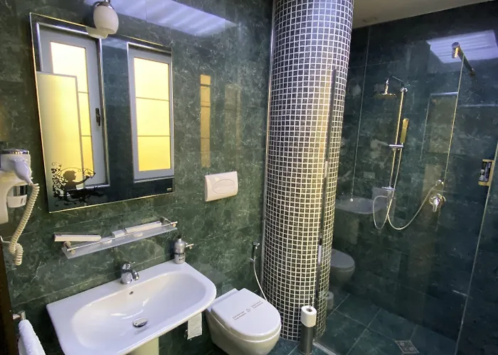 Hotel The Red Bricks 4*